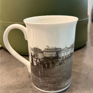 Classic St Andrew’s Links Black and White Scenic Mug